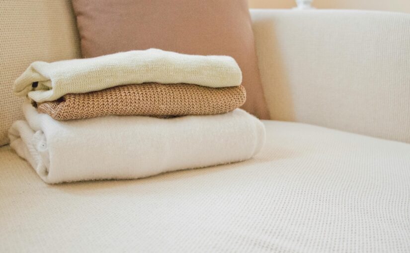 Cambio di stagione perfetto: come riporre piumoni e coperte sottovuoto (e profumati).